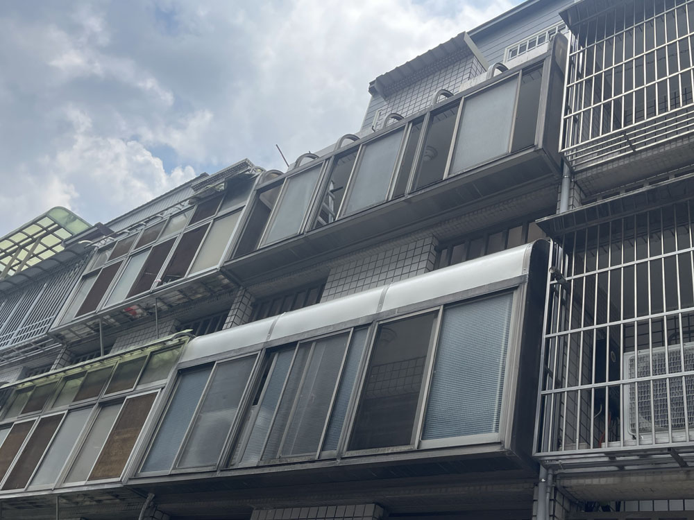 苗栗公館拆除更換塑鋁板