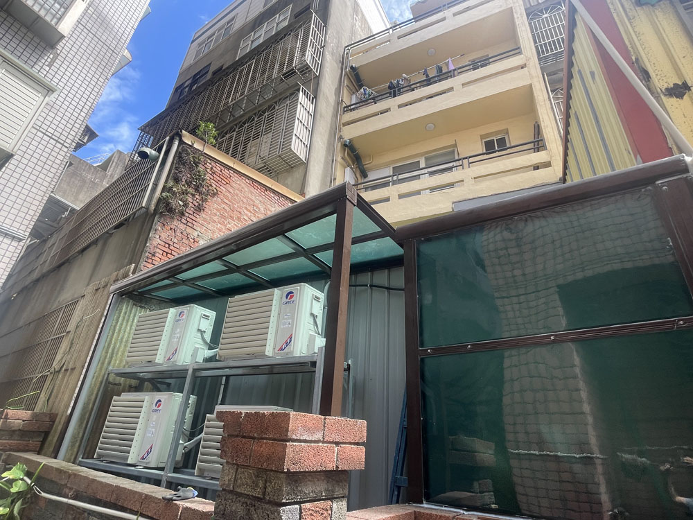 頭份市心安診所採光罩